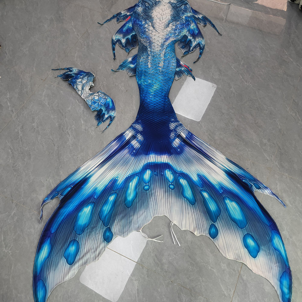 Aquarium & Marine Museum - Originele kleurrijke zeemeerminstaart op maat gemaakt